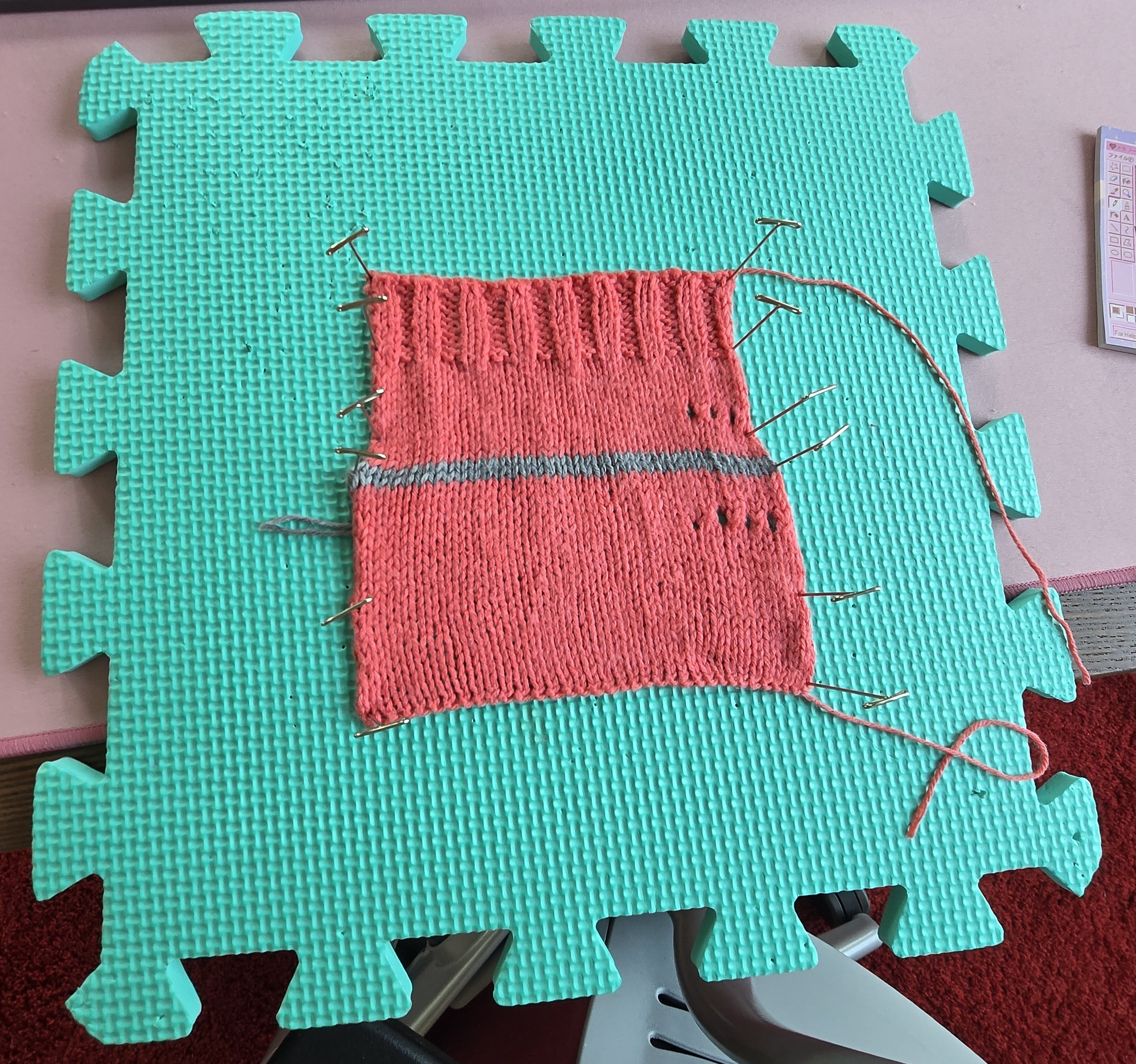 my knitting swatch, now blocked